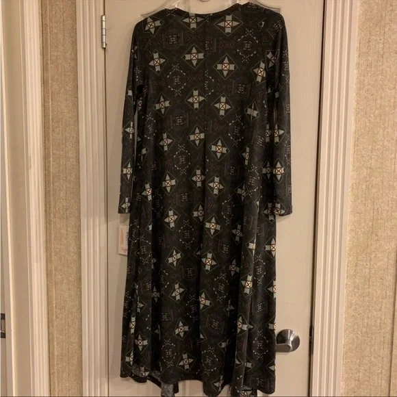 Lularoe Sarah Duster - Picture 2 of 4